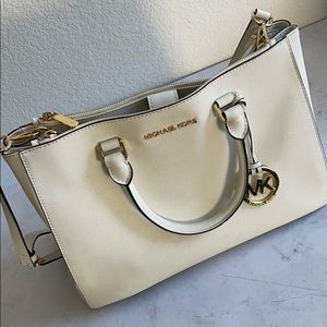Michael Kors Savannah Large Tote